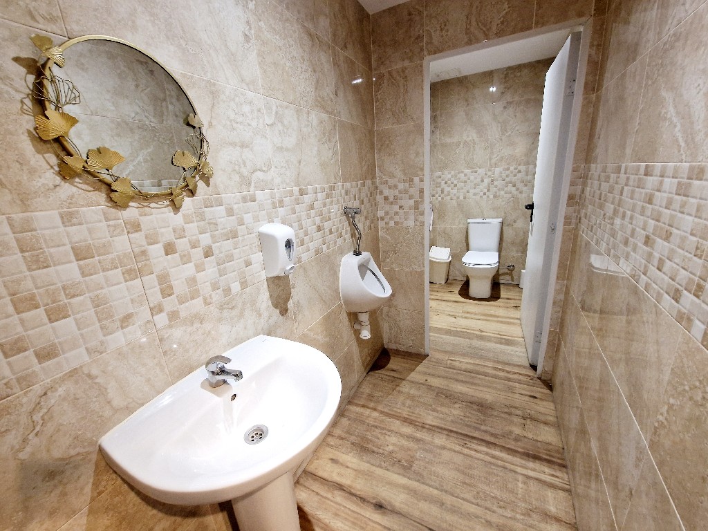 VILLARREAL, ,2 BathroomsBathrooms,Local,EN VENTA,1196