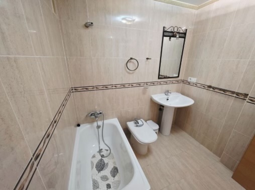 VILLARREAL, 4 Habitaciones Habitaciones,3 BathroomsBathrooms,Piso,EN VENTA,0,1345
