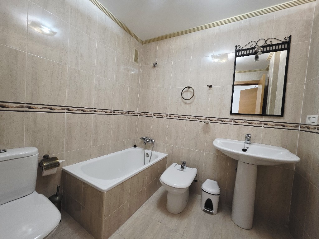 CARRER JOSEP NEBOT, VILLARREAL, 4 Habitaciones Habitaciones,2 BathroomsBathrooms,Piso,EN VENTA,CARRER JOSEP NEBOT,3,1354
