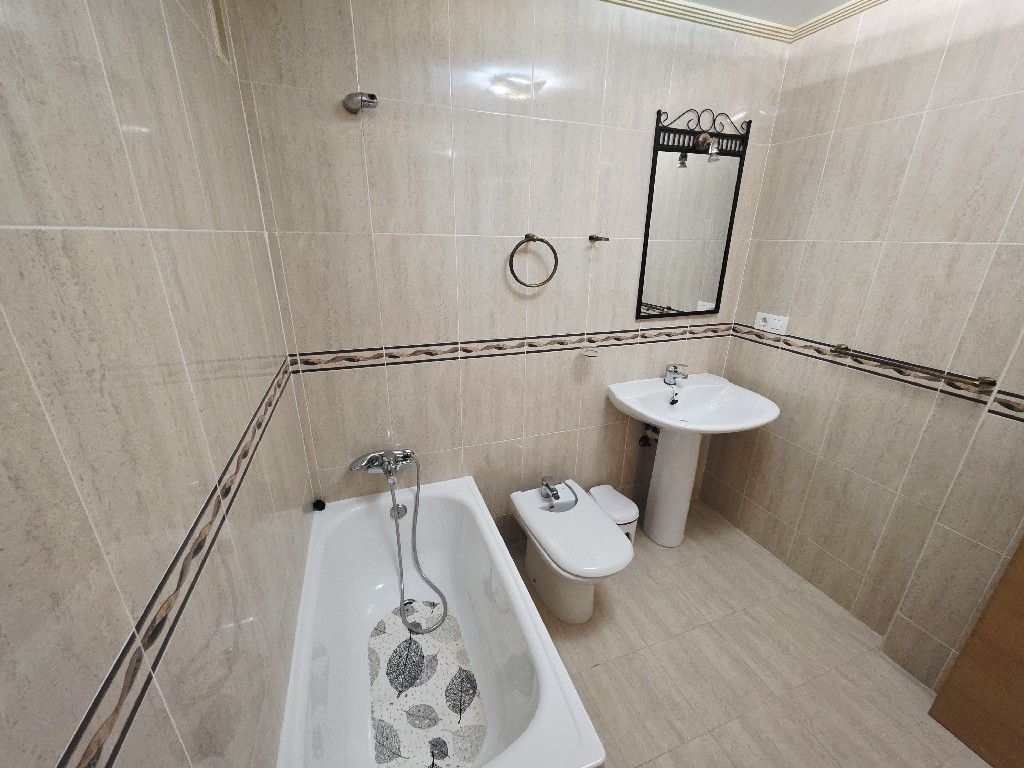 CARRER JOSEP NEBOT, VILLARREAL, 4 Habitaciones Habitaciones,2 BathroomsBathrooms,Piso,EN VENTA,CARRER JOSEP NEBOT,3,1354