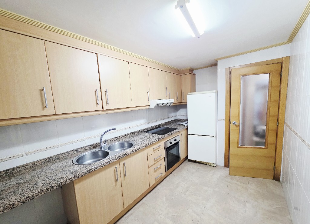 CARRER JOSEP NEBOT, VILLARREAL, 4 Habitaciones Habitaciones,2 BathroomsBathrooms,Piso,EN VENTA,CARRER JOSEP NEBOT,3,1354