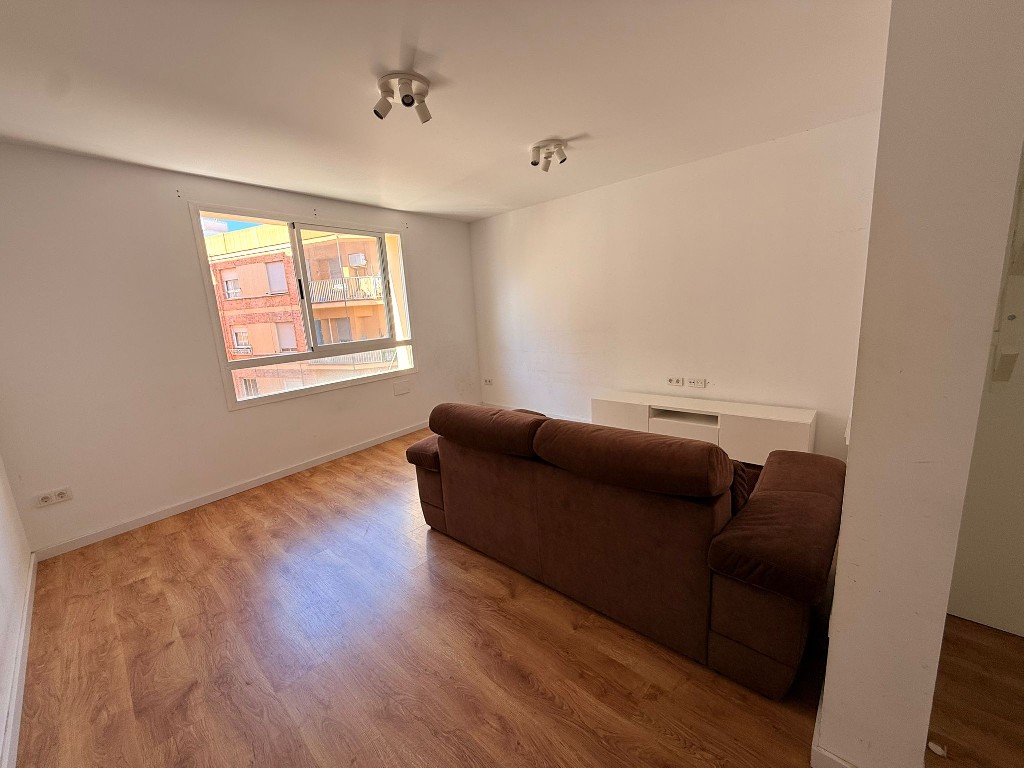 CARRER BENEDITO, VILLARREAL, 2 Habitaciones Habitaciones,2 BathroomsBathrooms,Piso,EN VENTA,CARRER BENEDITO,4,1360