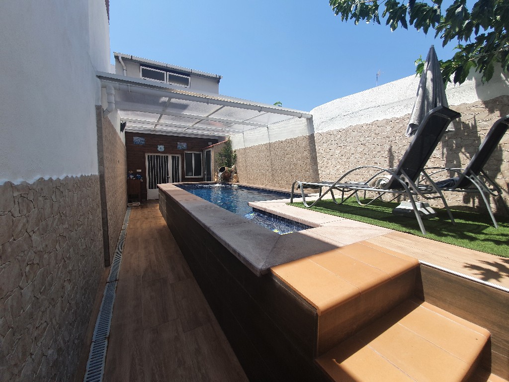 ZONA CAMPO DE FUTBOL, VILLARREAL, 4 Habitaciones Habitaciones,2 BathroomsBathrooms,Casa,EN VENTA,ZONA CAMPO DE FUTBOL,0,1362