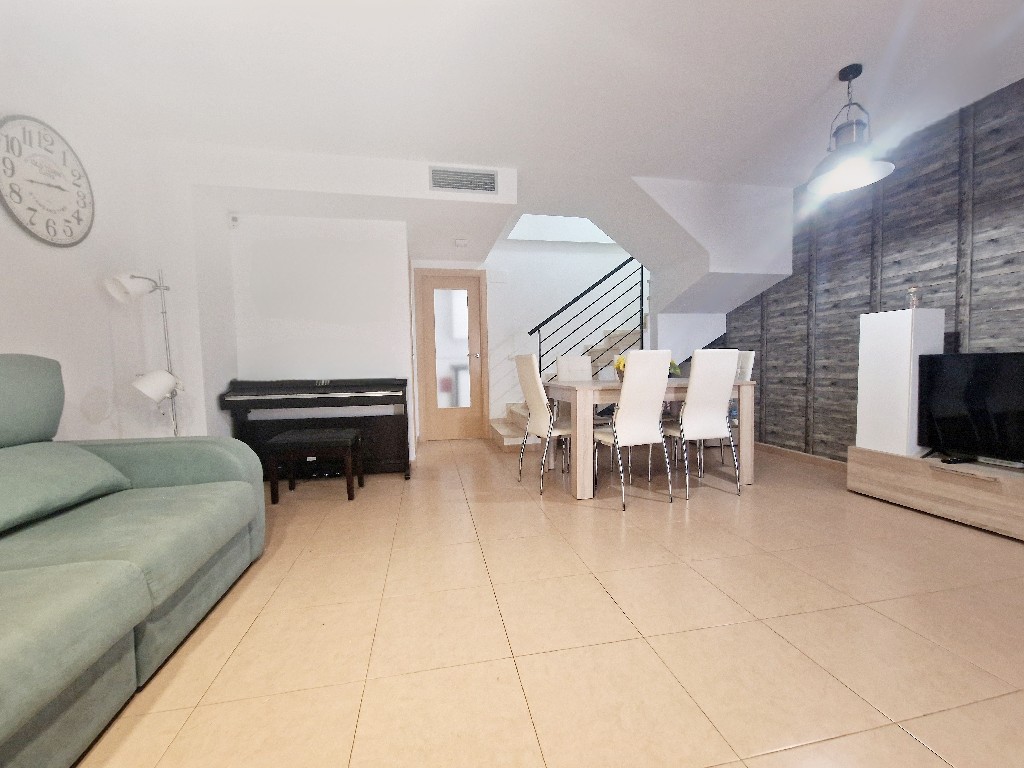 PLAYA ALMAZORA, ALMAZORA, 4 Habitaciones Habitaciones,2 BathroomsBathrooms,Casa,EN VENTA,PLAYA ALMAZORA,0,1366