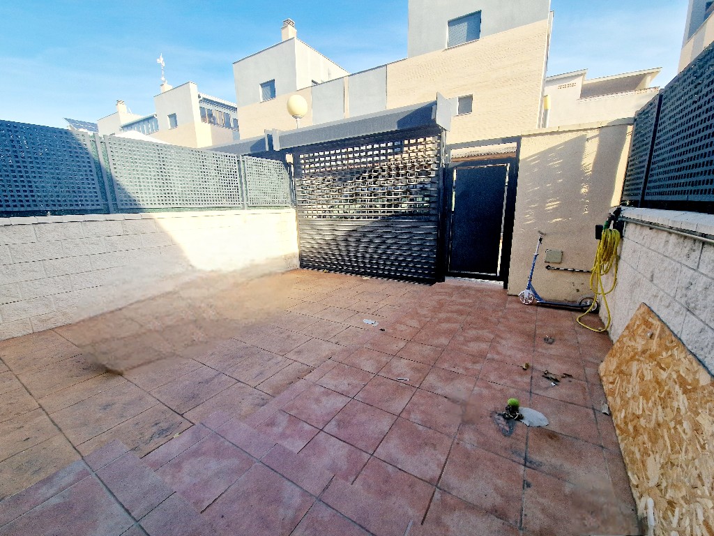 PLAYA ALMAZORA, ALMAZORA, 4 Habitaciones Habitaciones,2 BathroomsBathrooms,Casa,EN VENTA,PLAYA ALMAZORA,0,1366